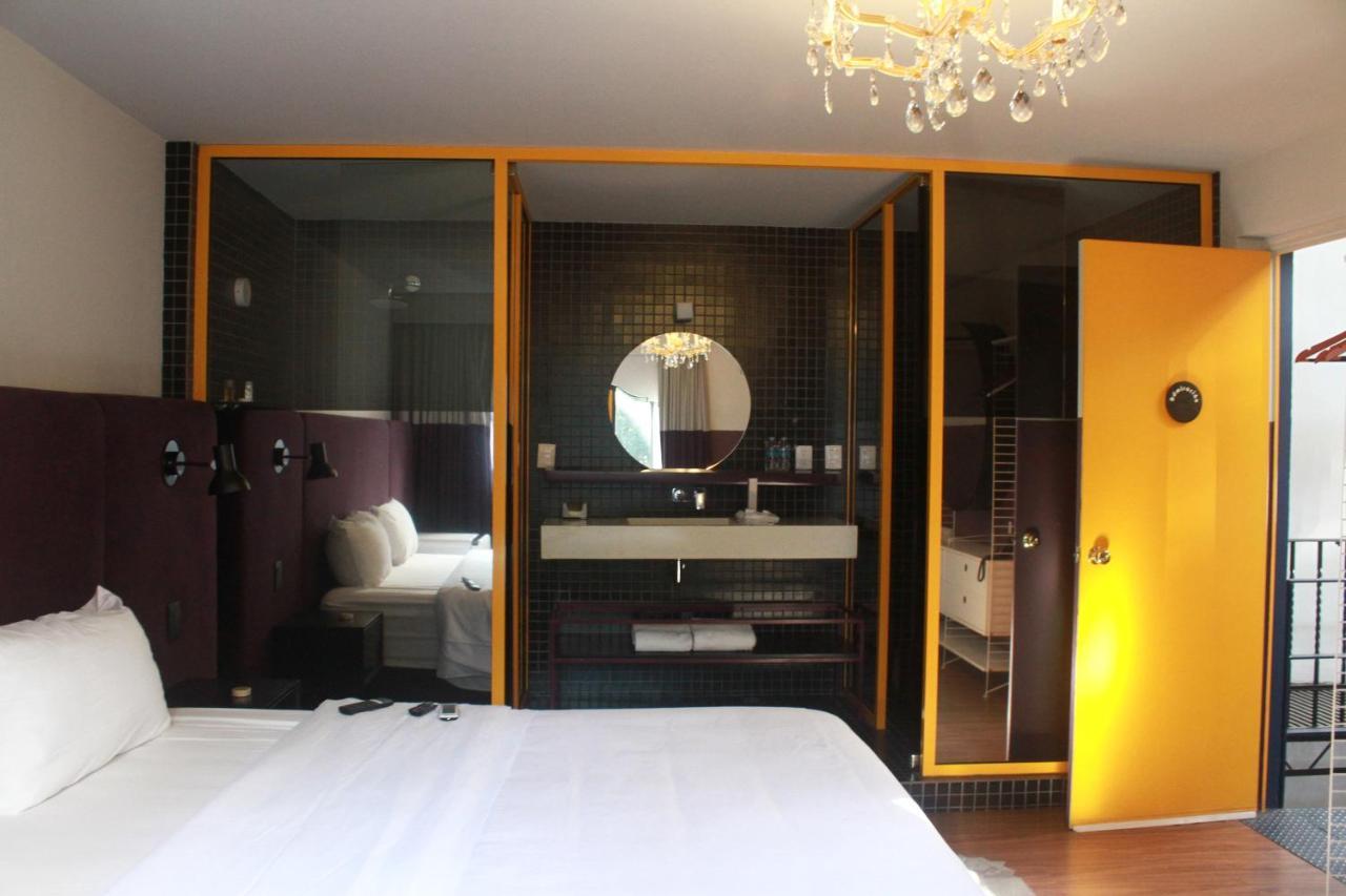 Rioma Tennyson 86 Mexico City Luaran gambar